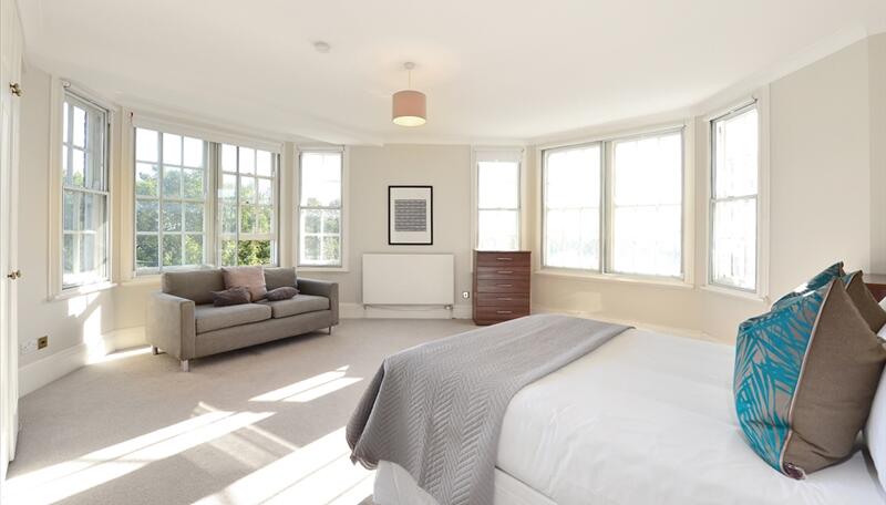 5 bed property in Strathmore Court, Park Road, London